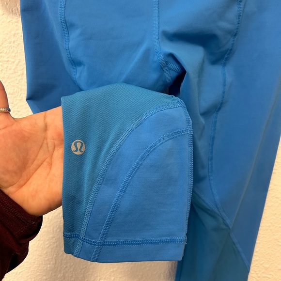 LuLuLemon high waisted leggings size 4 - Picture 4 of 7